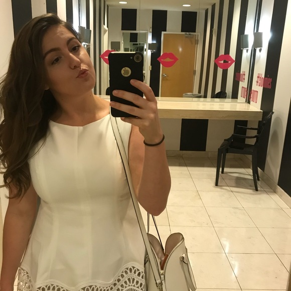 Meet your Posher, Madelyn - Picture 5 of 8